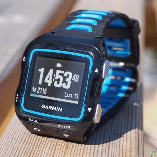 Garmin 920XT : montre GPS multisports connectée