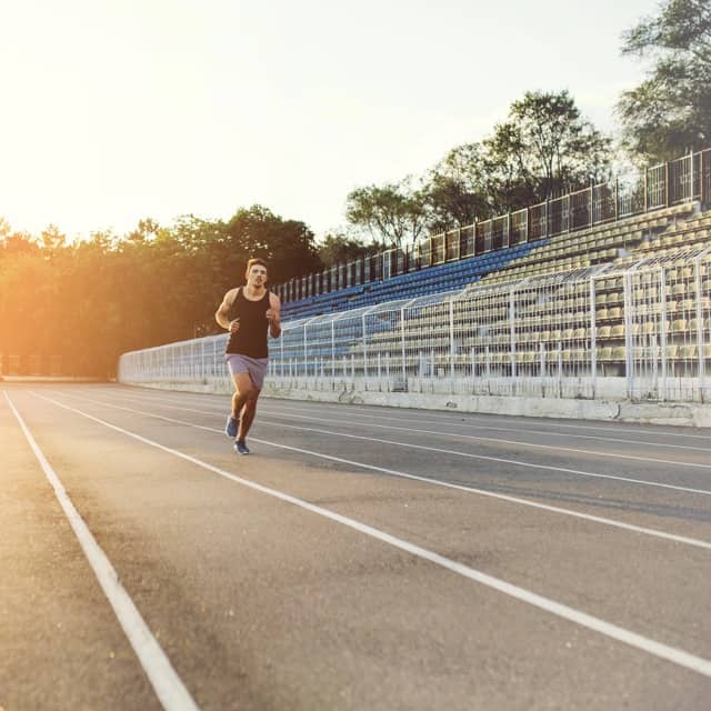 Courir sur piste : Tout ce que vous devez savoir !