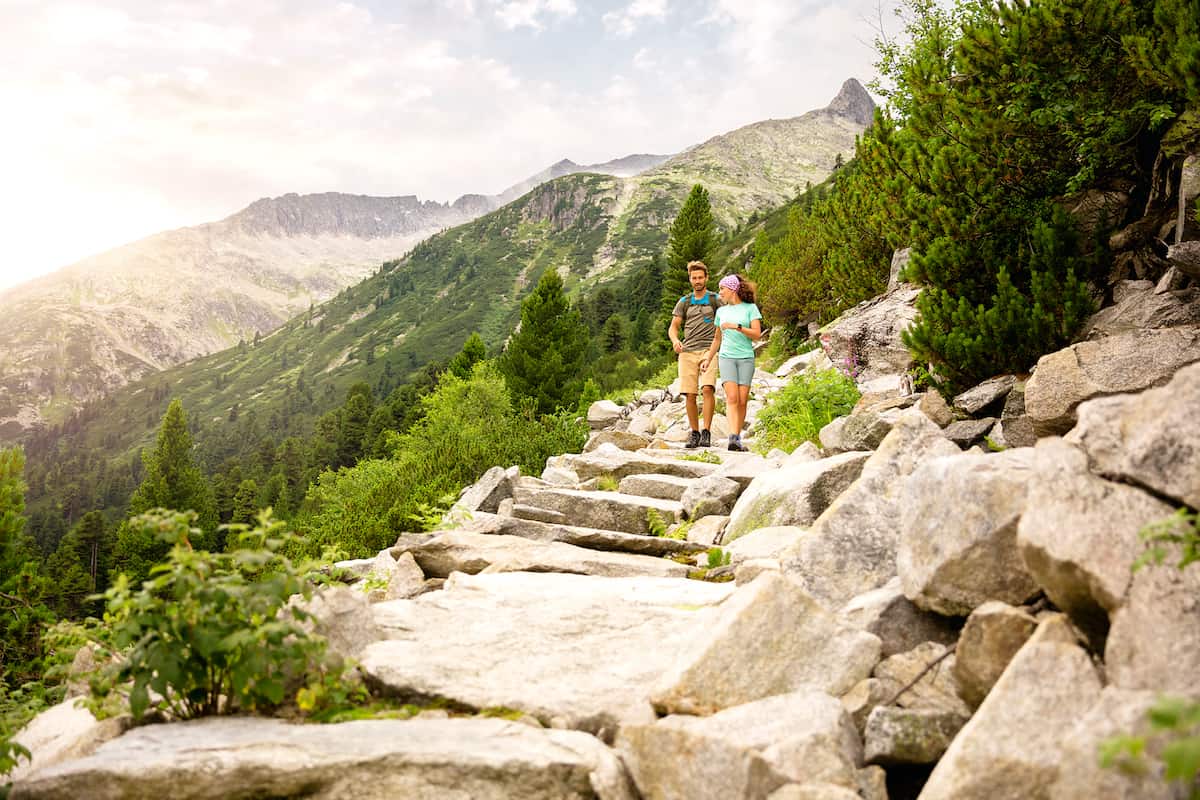 La marche nordique ou nordic walking en complément