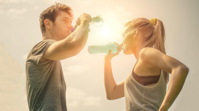 Hydratation avant, pendant, après une course running ou trail 